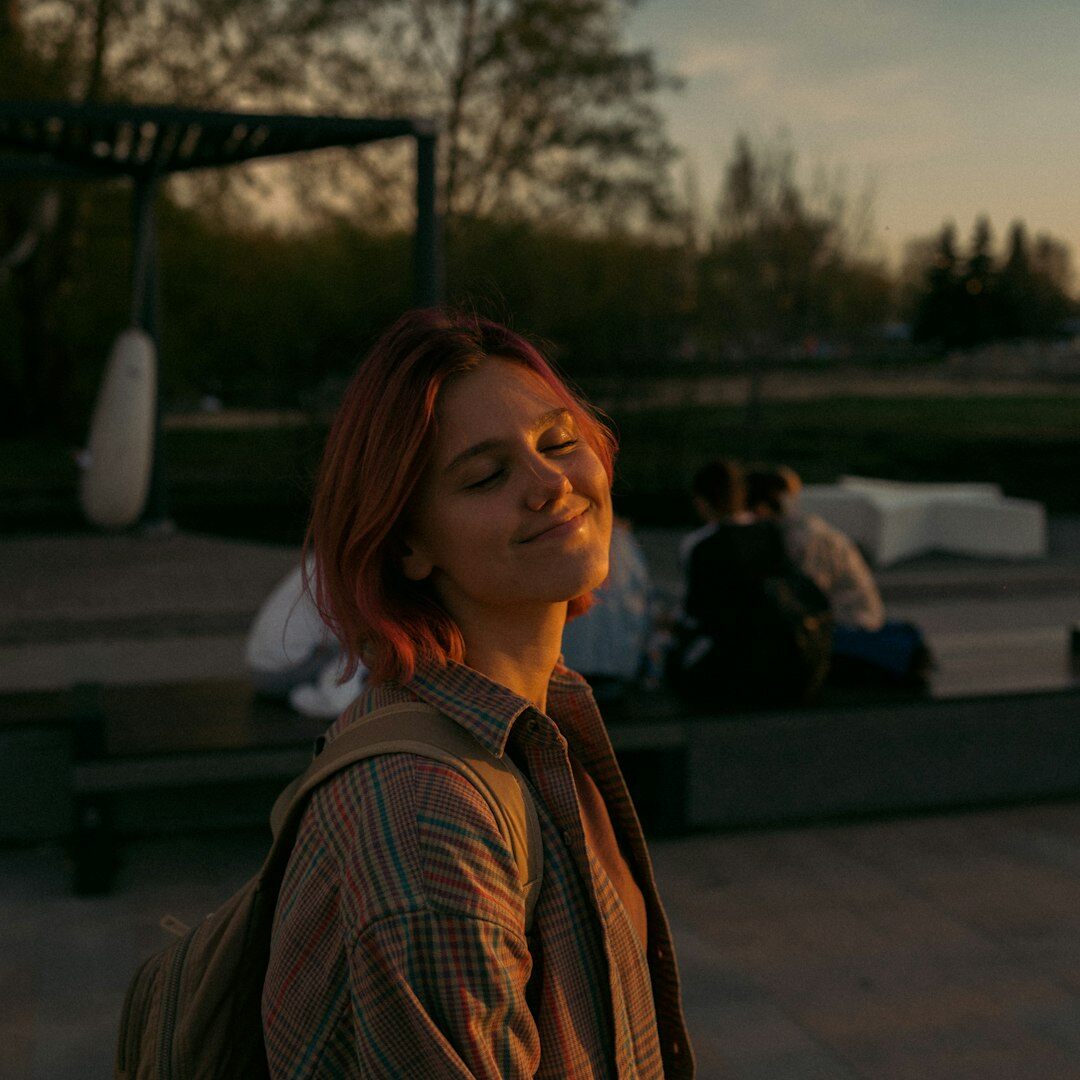 Smiling young Turkish woman student testimonial